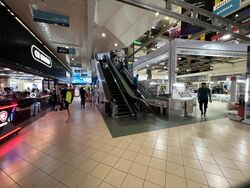 sim-lim-square photo thumbnail #2